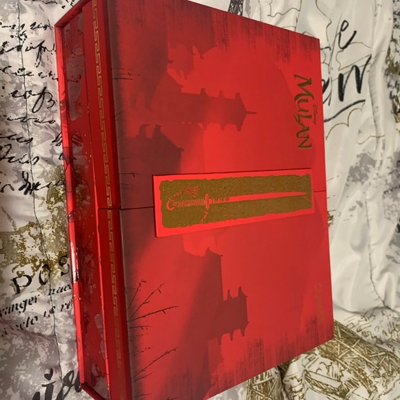 * SOLD*Mulan PR Box & Palette Only! - Picture 2 of 4